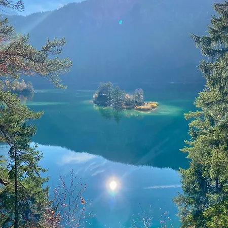 Teddis Traubing Apartment Tutzing