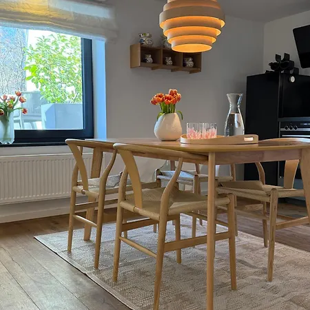Teddis Traubing * Tutzing